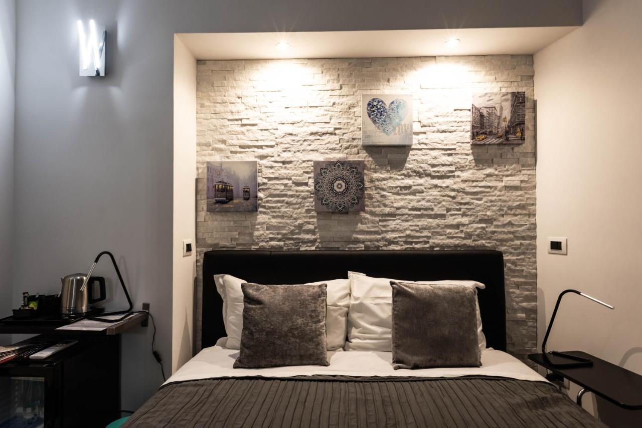 Trevi & Pantheon Design Rooms Roma Exterior foto
